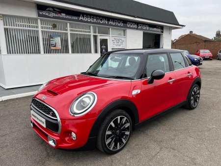 MINI HATCH