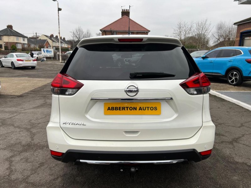 NISSAN X-TRAIL