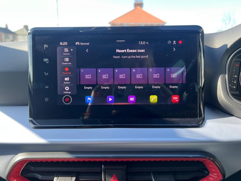 SEAT ARONA