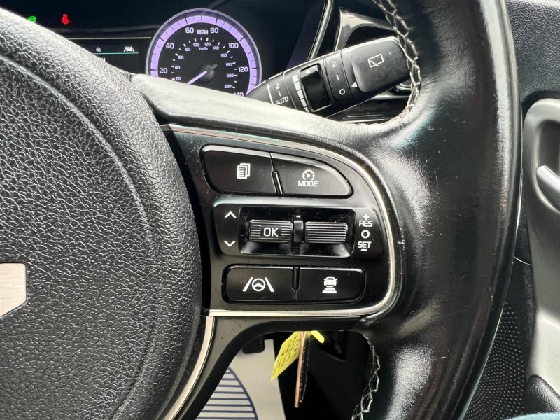 KIA NIRO